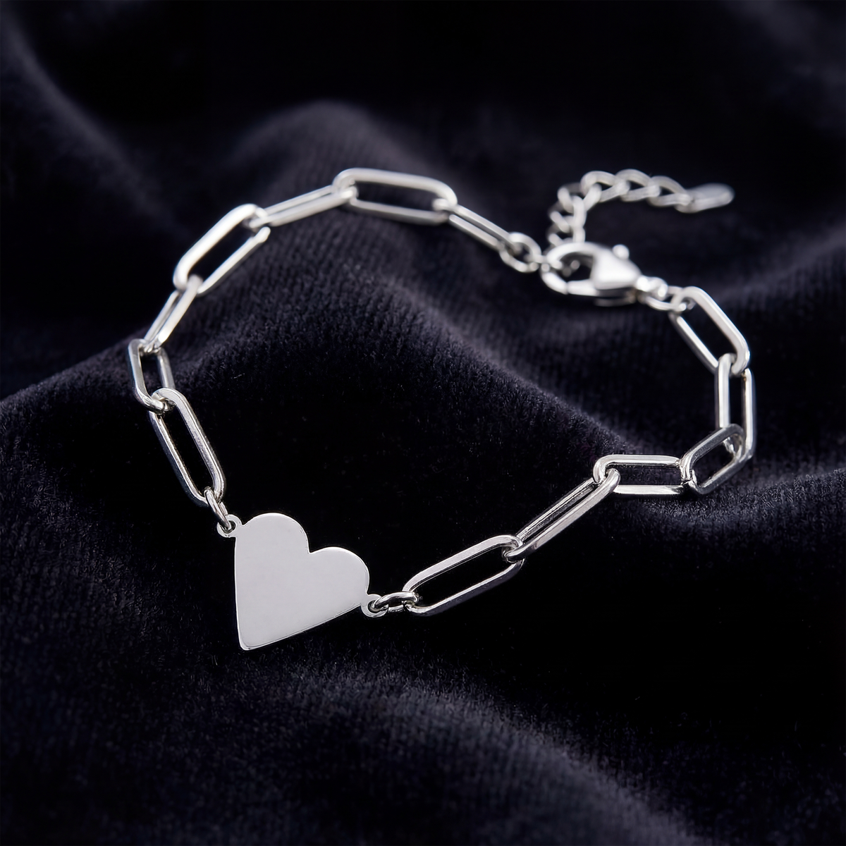 Engravable Paperclip Heart Bracelet — close product view